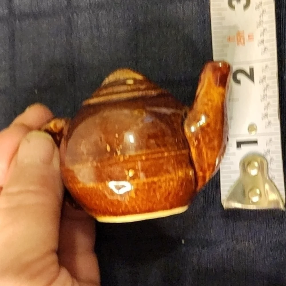 Vintage Brown Teapot Salt‎ And Pepper Shakers